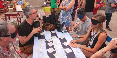 Jeux mêlés : apéro, danse et vin
